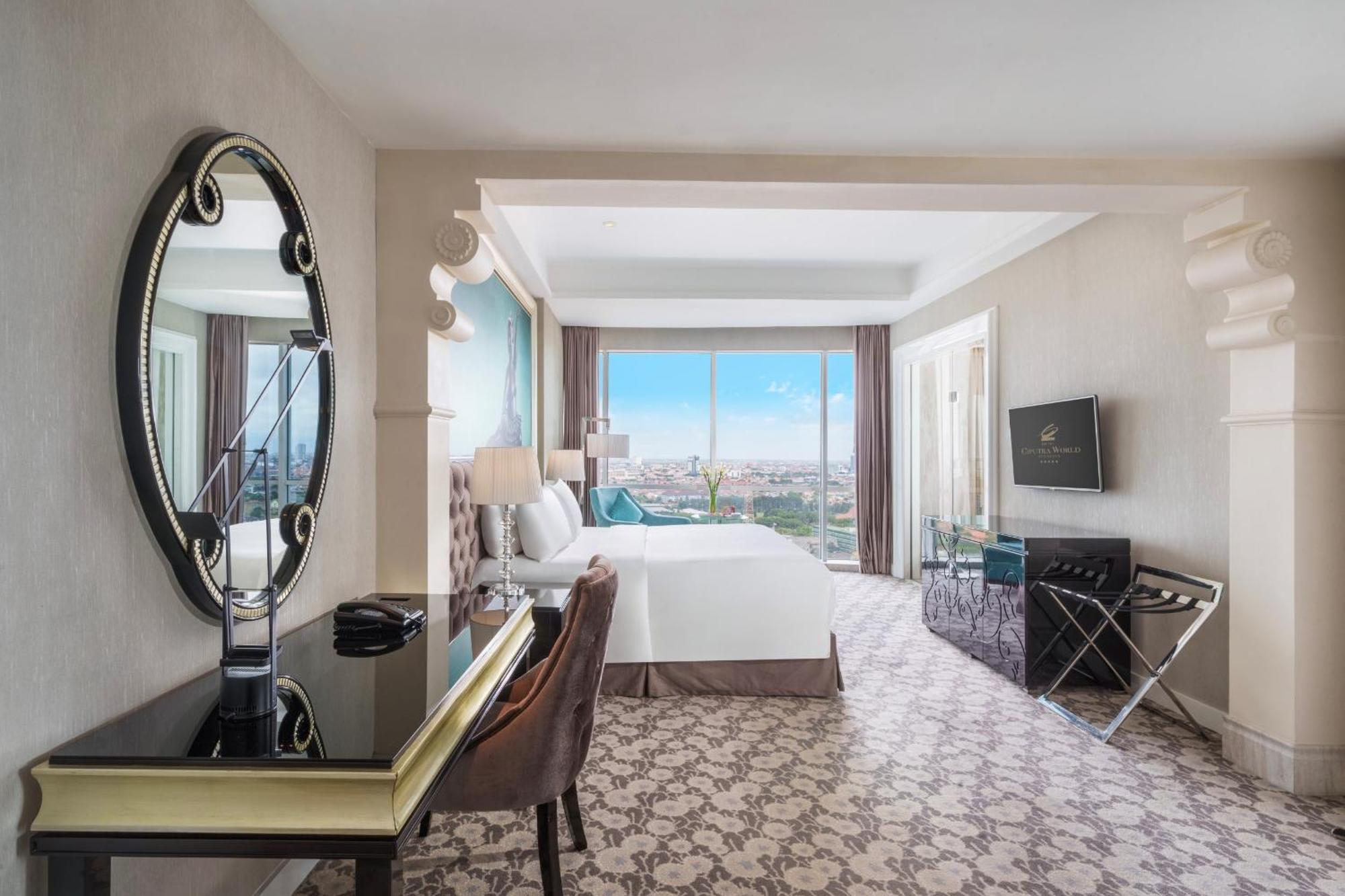 Hotel Ciputra World Managed By Swiss-belhotel International Surabaya