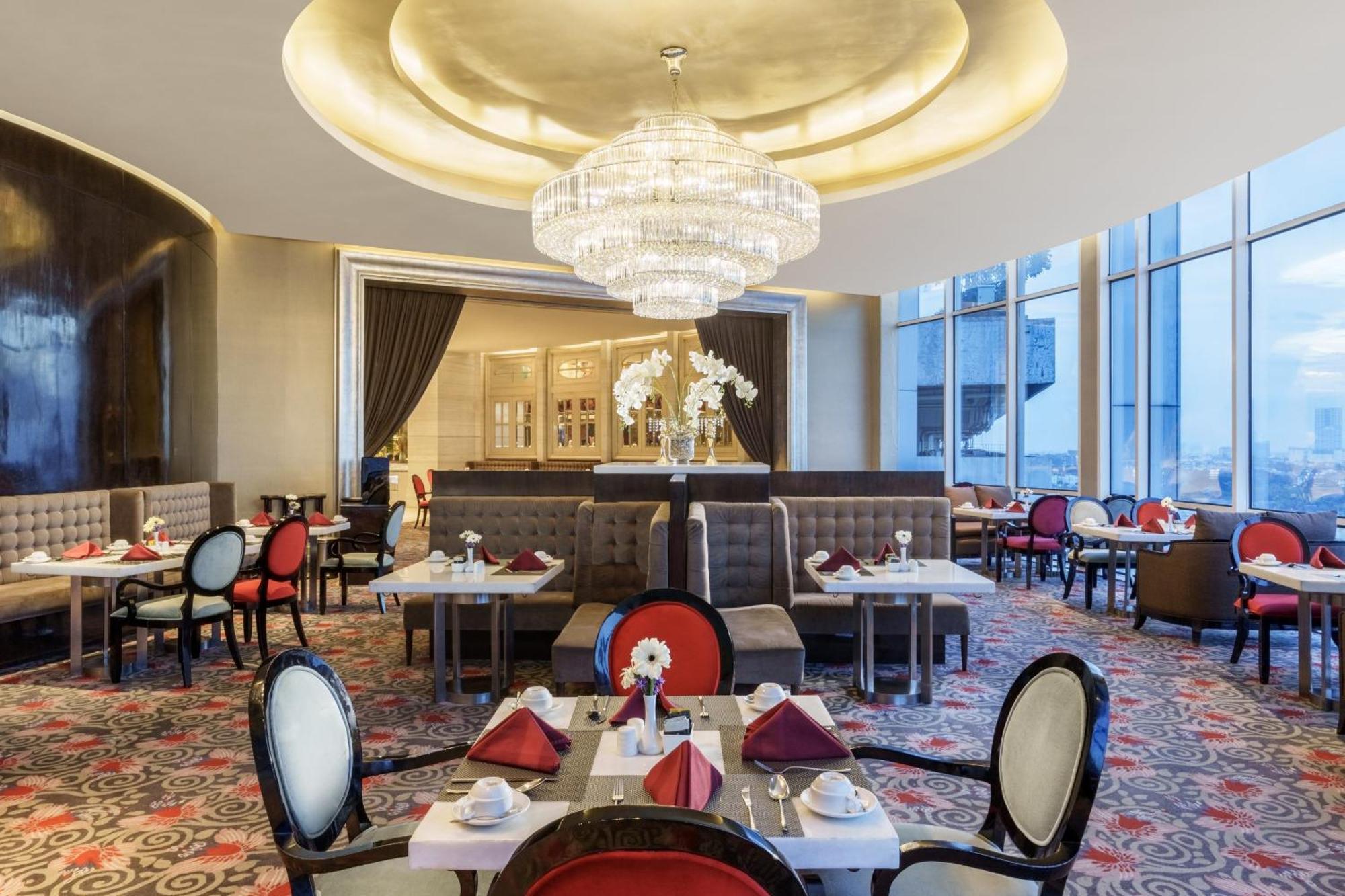 Hotel Ciputra World Managed By Swiss-belhotel International 5*